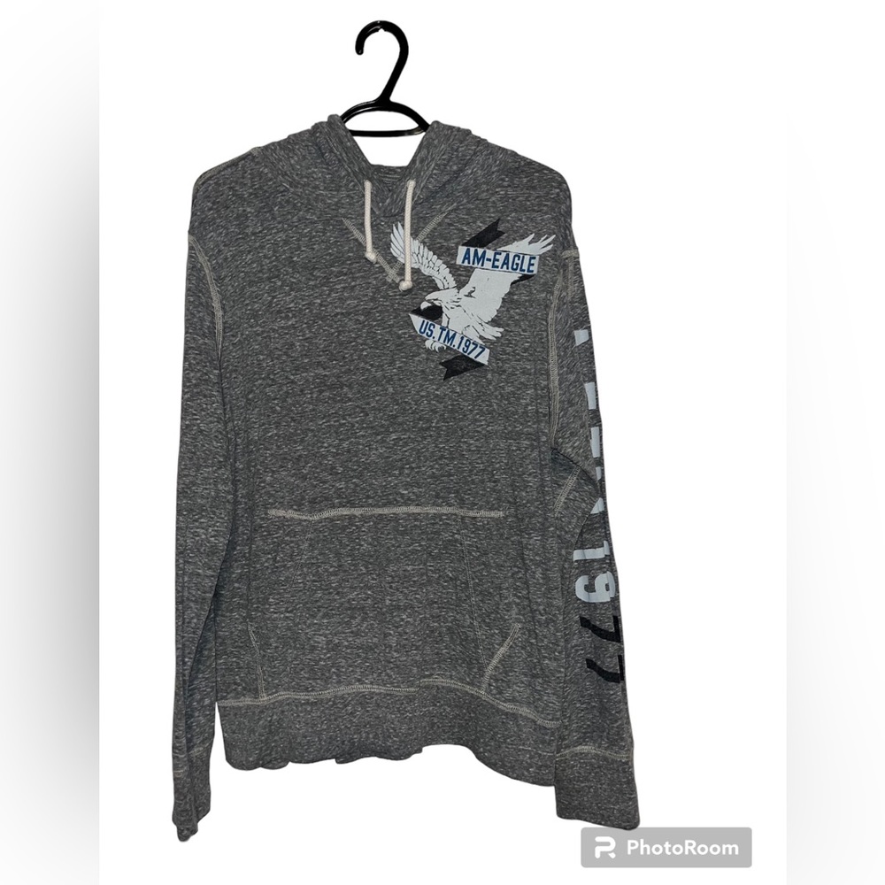 American Eagle gray hoodie.